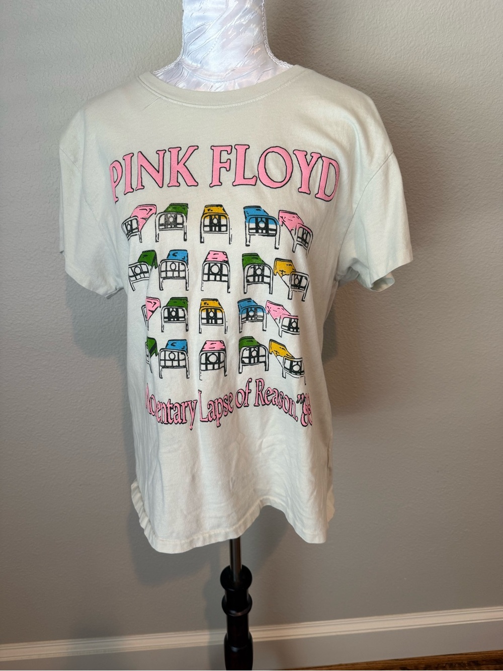 Pink Floyd Women’s Graphic Tee in White - Band Logo